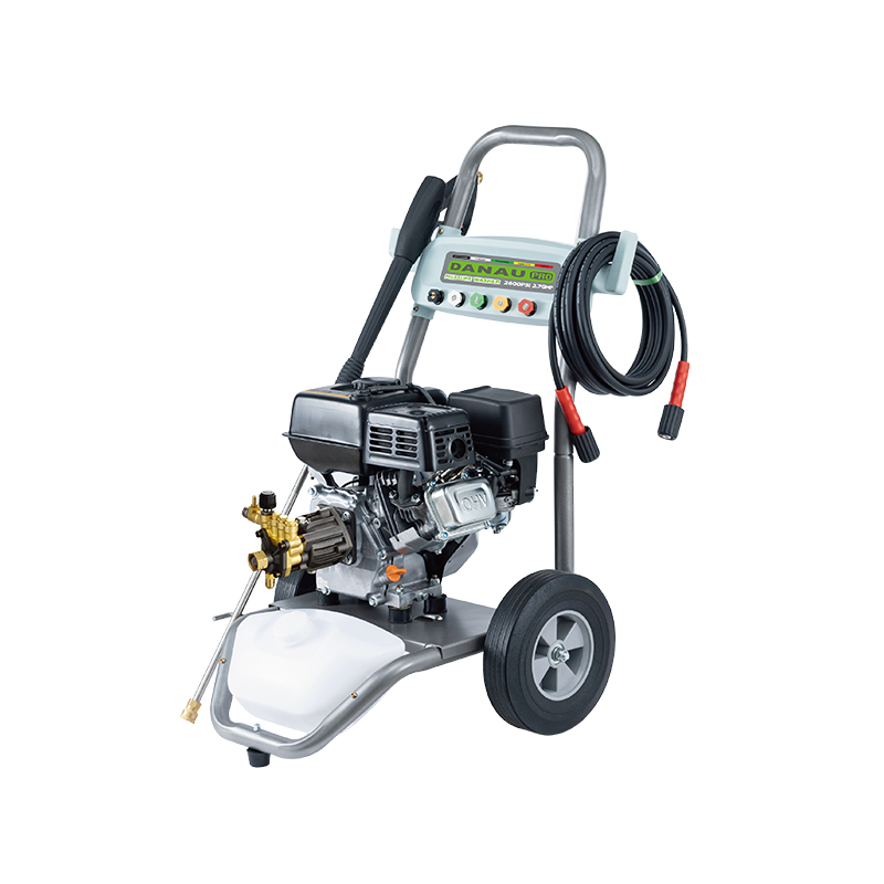 Máy phun rửa áp lực xăng DCAA-19/11LT 2800PSI